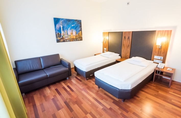 Imagen de la habitación del Hotel Stuttgart 21. Foto 2