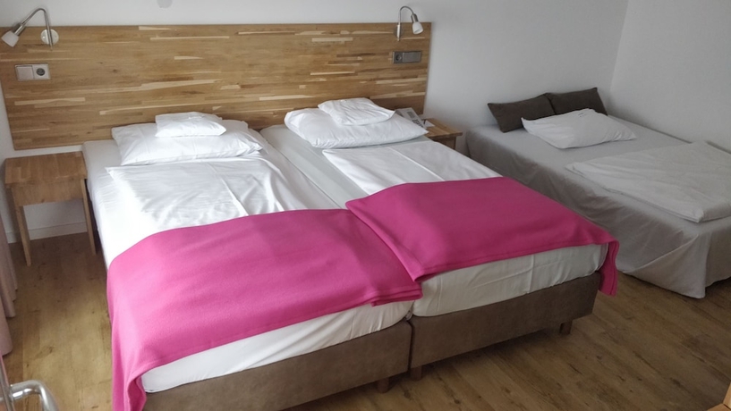 Imagen de la habitación del Hotel Stuttgart 21. Foto 11