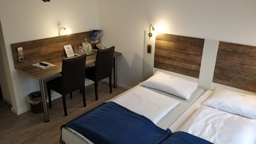 Imagen de la habitación del Hotel Stuttgart 21. Foto 12