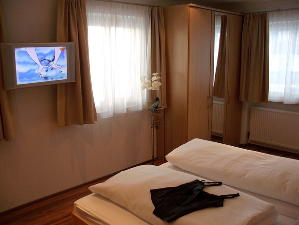 Imagen de la habitación del Hotel St&uuml;lzis. Foto 7