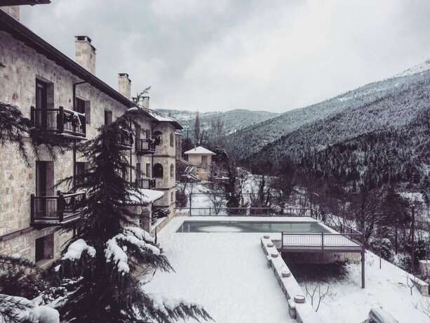 Imagen general del Hotel Styga Mountain Resort. Foto 1