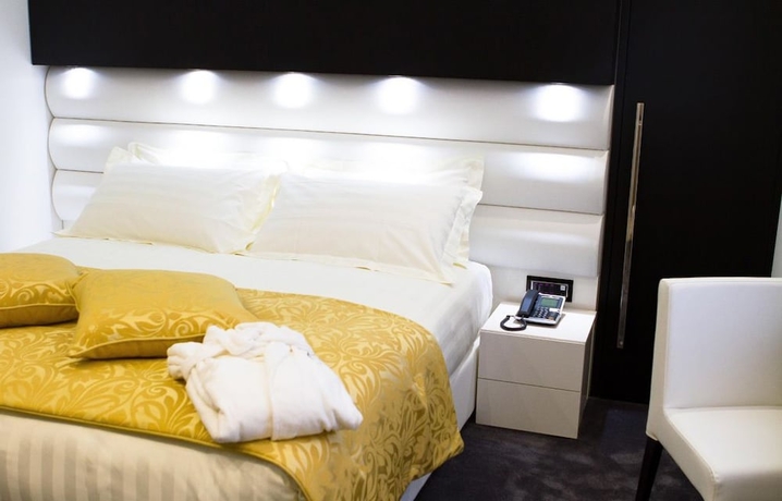 Imagen de la habitación del Hotel Style. Foto 17