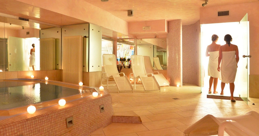 Imagen de la piscina del Hotel Style Grifone. Foto 11