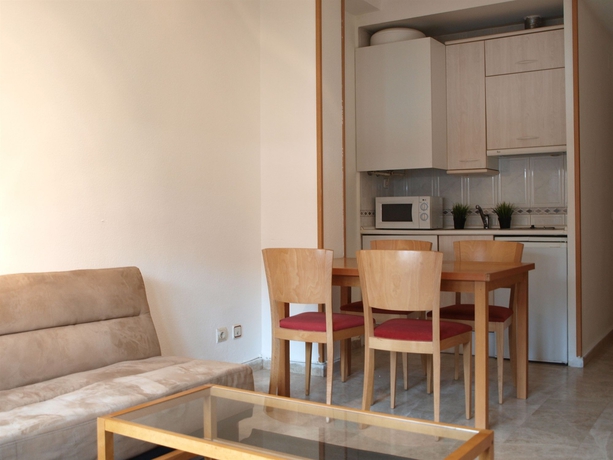 Imagen de la habitación del Hotel Stylish City Apartments. Foto 2