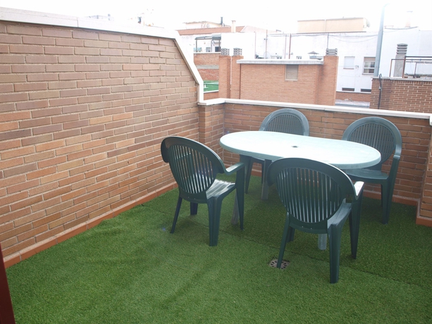 Imagen de los exteriores del Hotel Stylish City Apartments. Foto 12