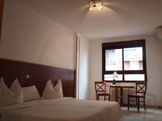 Imagen de la habitación del Hotel Stylish City Apartments. Foto 7