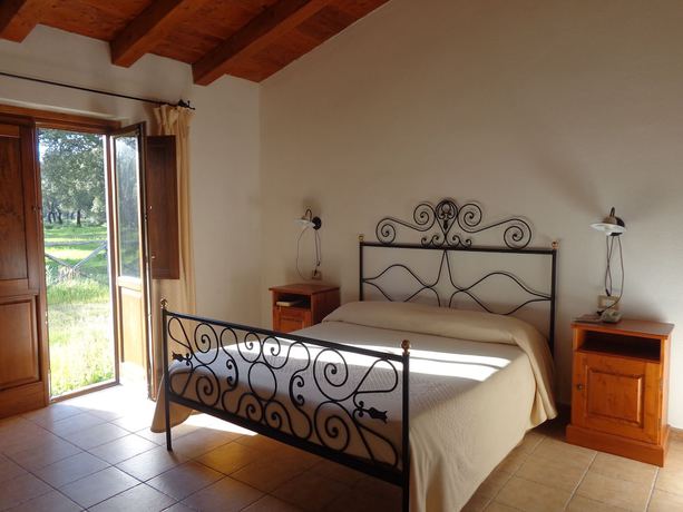 Imagen de la habitación del Hotel Su Baione. Foto 4