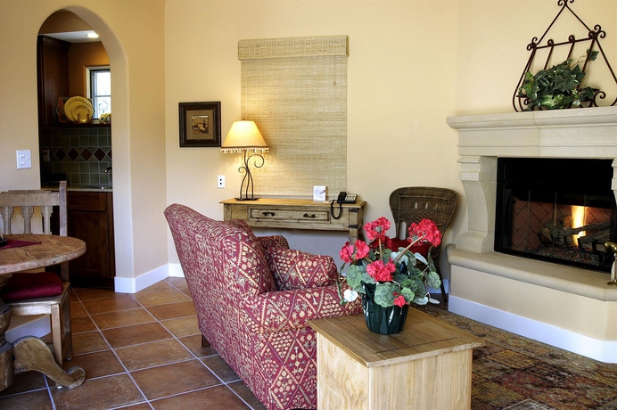 Imagen de los interiores del Hotel Su Nido Inn. Foto 11