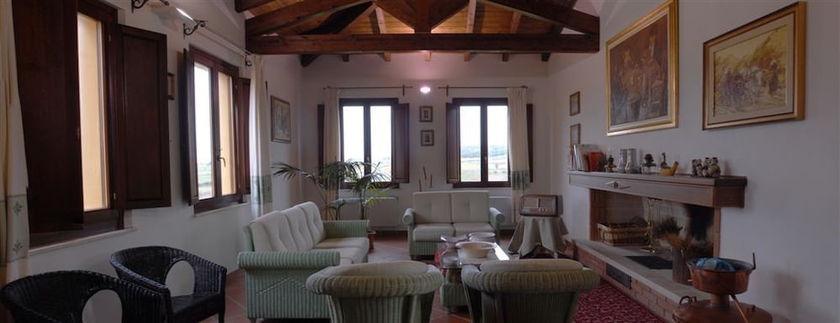 Imagen de los interiores del Hotel Su Nuraxi. Foto 11