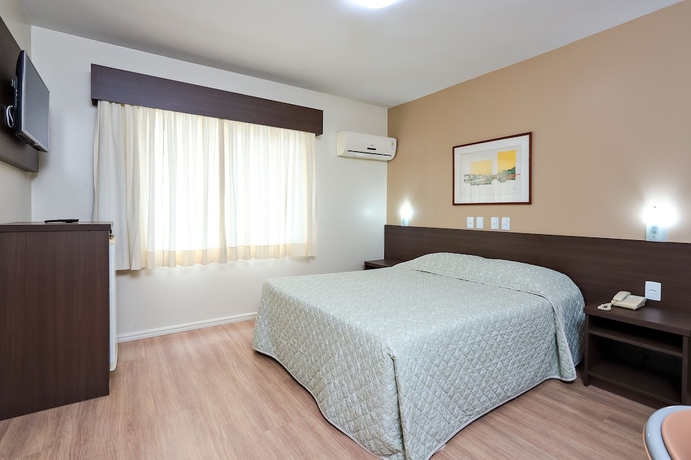 Imagen de la habitación del Hotel Su&aacute;rez S&atilde;o Leopoldo. Foto 13