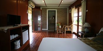 Imagen de la habitación del Hotel Suan Bankrut Beach Resort. Foto 8