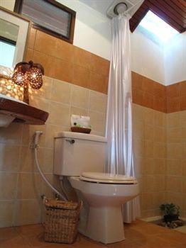 Imagen de la habitación del Hotel Suan Bankrut Beach Resort. Foto 9