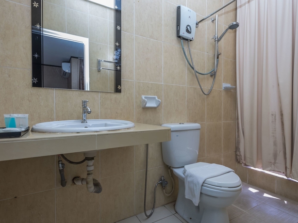 Imagen de la habitación del Hotel Suan Bee. Foto 2