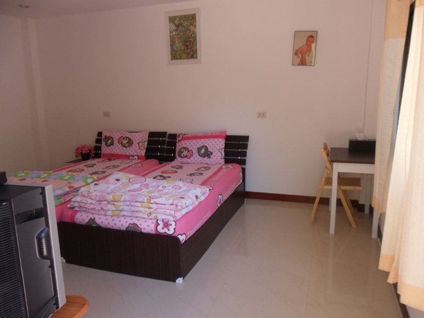 Imagen de la habitación del Hotel Suan Phueng Pa Wai Resort. Foto 4