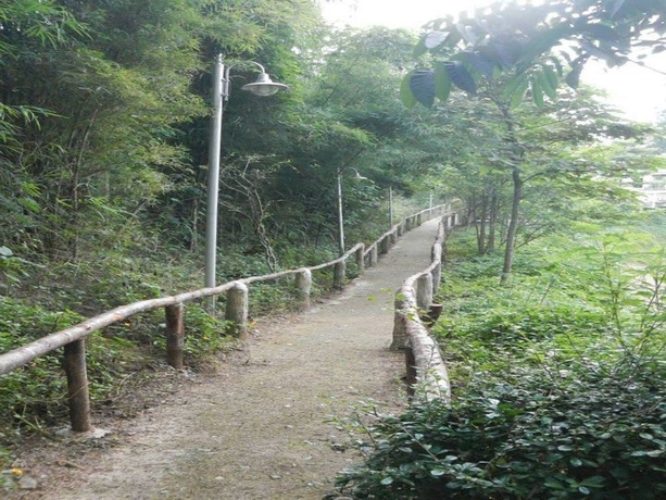 Imagen de los exteriores del Hotel Suan Phueng Pa Wai Resort. Foto 10