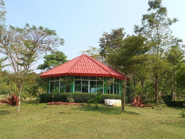 Imagen de los exteriores del Hotel Suan Phueng Pa Wai Resort. Foto 14