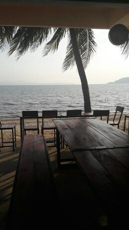 Imagen general del Hotel Suan Son Bungalow. Foto 9