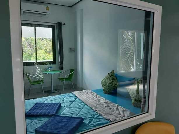 Imagen de la habitación del Hotel Suan Son Bungalow. Foto 14