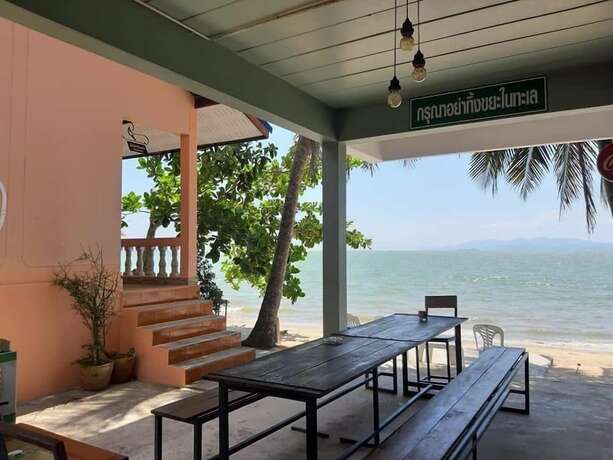 Imagen de la habitación del Hotel Suan Son Bungalow. Foto 15