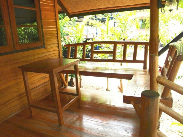 Imagen de la habitación del Hotel Suandarbporn Resort Mae Sot. Foto 24