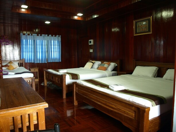 Imagen de la habitación del Hotel Suandarbporn Resort Mae Sot. Foto 29
