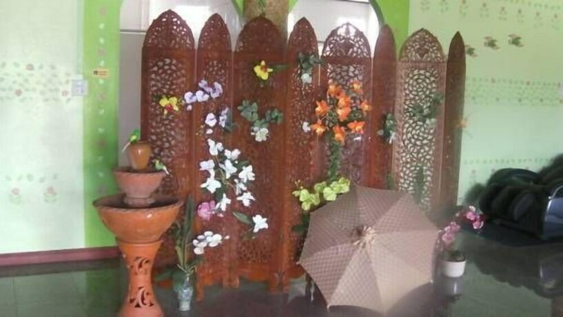 Imagen de los interiores del Hotel Suandarbporn Resort Mae Sot. Foto 33