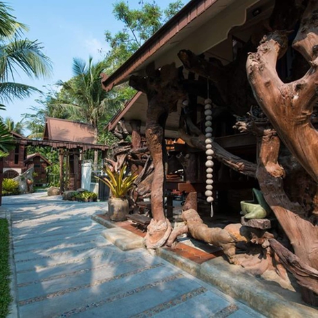 Imagen de la habitación del Hotel Suankaew Art Cottage. Foto 9
