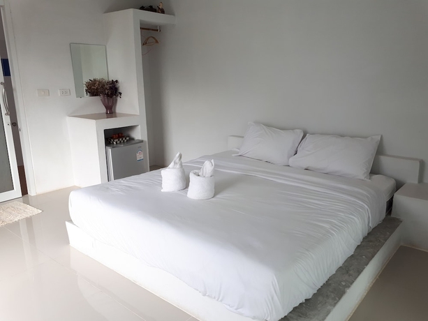 Imagen de la habitación del Hotel Suanmaihom Resort. Foto 10