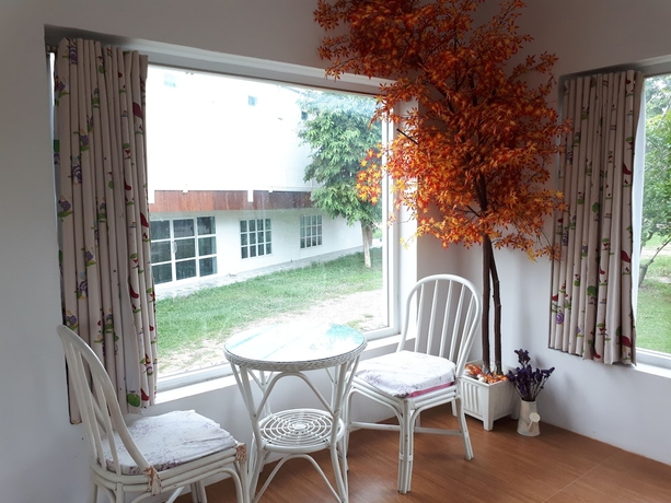 Imagen de la habitación del Hotel Suanmaihom Resort. Foto 16