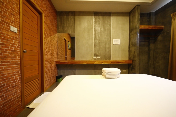 Imagen de la habitación del Hotel Suanmaithara Resort. Foto 16
