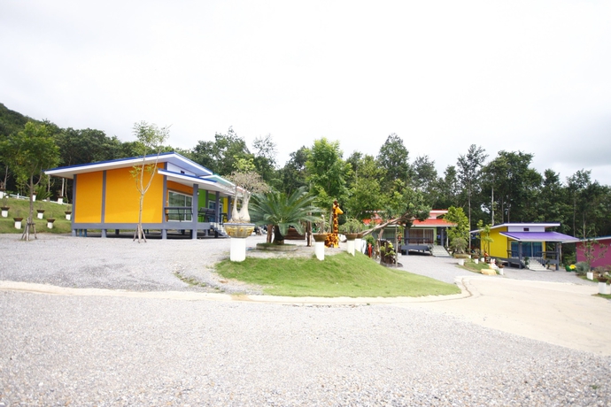 Imagen de los exteriores del Hotel Suanporsi Resort. Foto 12