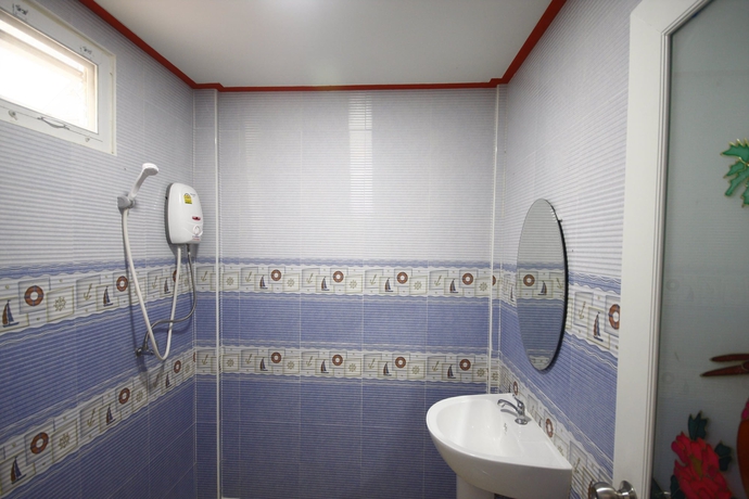 Imagen de la habitación del Hotel Suanporsi Resort. Foto 4