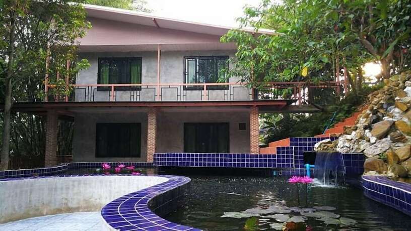 Imagen de la habitación del Hotel Suansaimai Resort. Foto 16