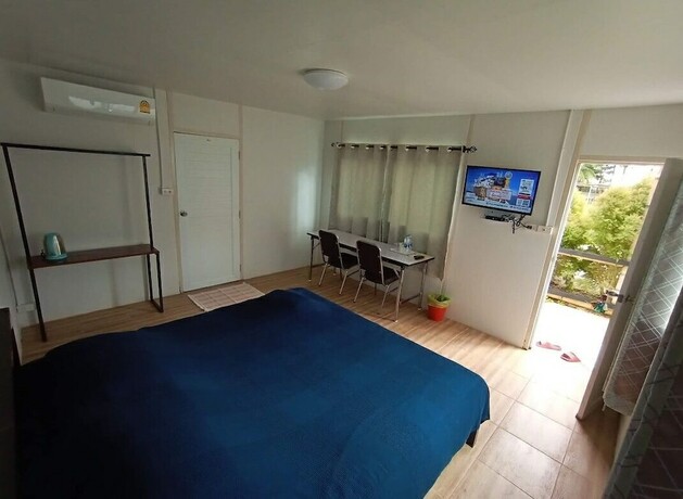 Imagen de la habitación del Hotel Suansaimai Resort. Foto 19