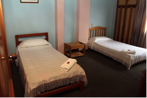 Imagen de la habitación del Hotel Suarel Center. Foto 3