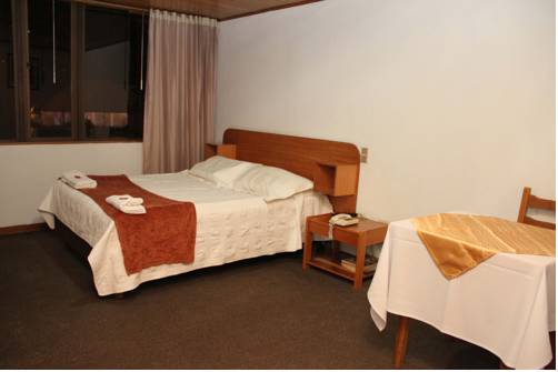 Imagen de la habitación del Hotel Suarel Center. Foto 4