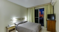Imagen de la habitación del Hotel Suarez Executive. Foto 7