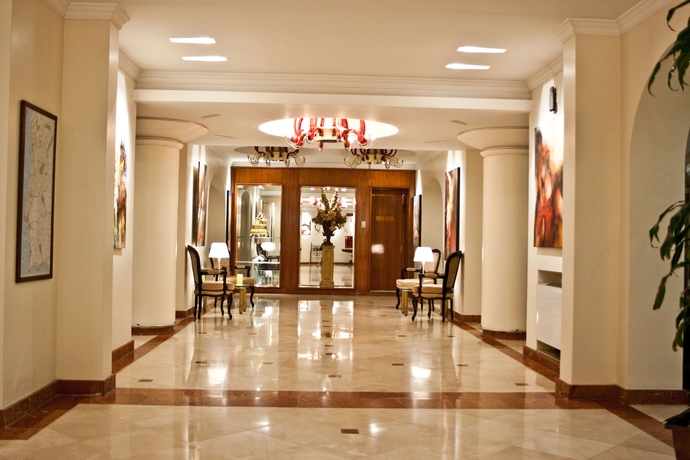 Imagen de los interiores del Hotel Suave Mar. Foto 12