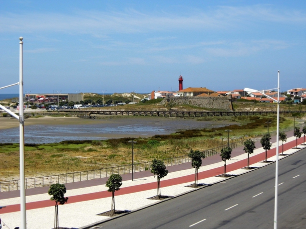 Imagen de los exteriores del Hotel Suave Mar. Foto 10