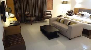 Imagen de la habitación del Hotel Suba International. Foto 6