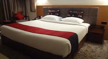 Imagen de la habitación del Hotel Suba International. Foto 8