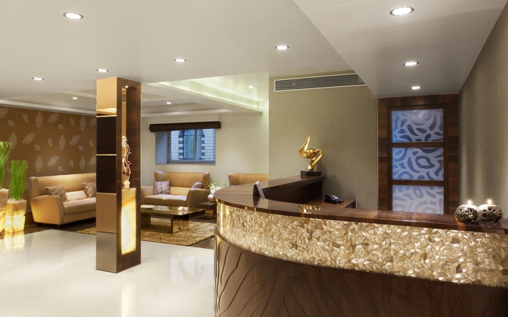 Imagen de los interiores del Hotel Suba Palace. Foto 12