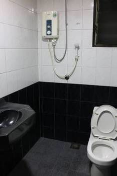 Imagen del bar/restaurante del Hotel Subang Park. Foto 6