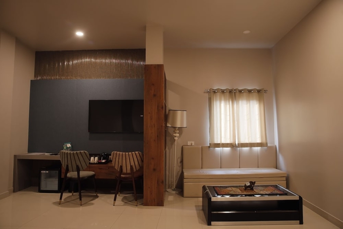 Imagen de la habitación del Hotel Subansiri. Foto 10