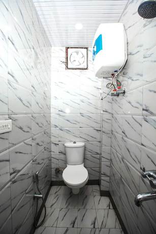 Imagen de la habitación del Hotel Subash. Foto 6