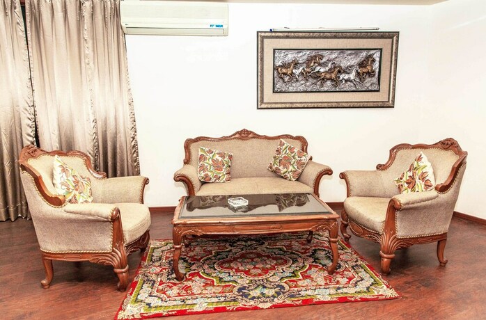 Imagen de la habitación del Hotel Subash International. Foto 13