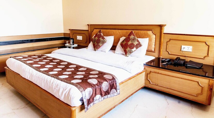 Imagen de la habitación del Hotel Subash International. Foto 14
