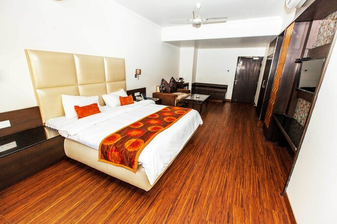 Imagen de la habitación del Hotel Subash International. Foto 25