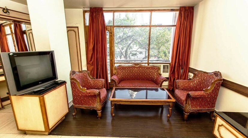 Imagen de la habitación del Hotel Subash International. Foto 26