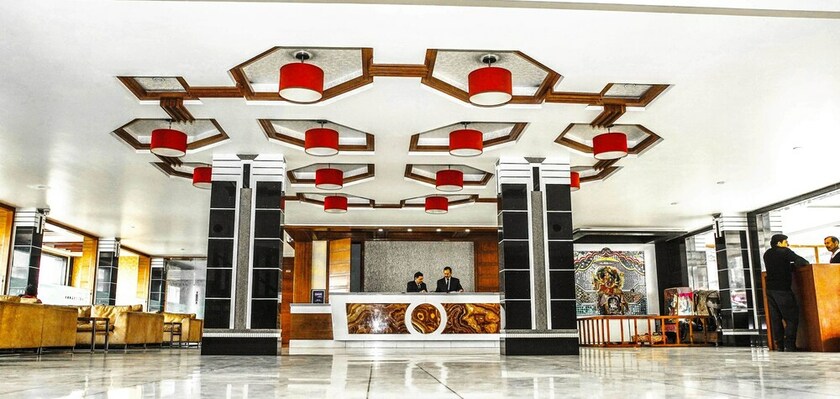 Imagen de los interiores del Hotel Subash International. Foto 36